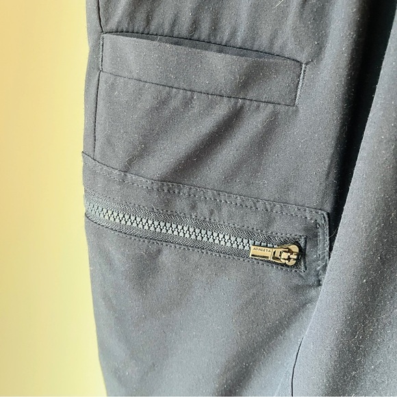 Athleta Plus Size Venture Pant in Navy - Picture 8 of 14